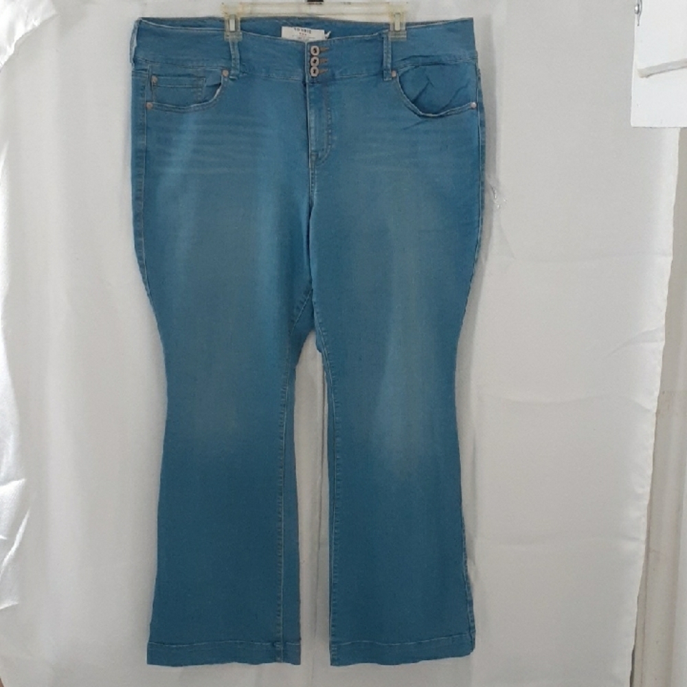 Torrid Fit At First Sky Blue Flare Jeans Plus Size 24R Stretchy